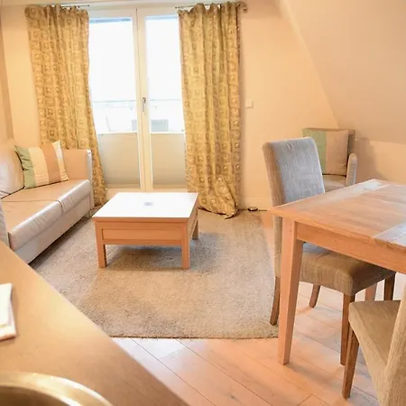 Apartment Hafenstrasse 4, Whg. 3 *